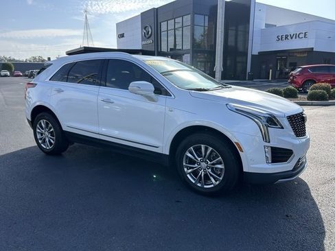 Used 2021 Cadillac XT5 Premium Luxury image 1