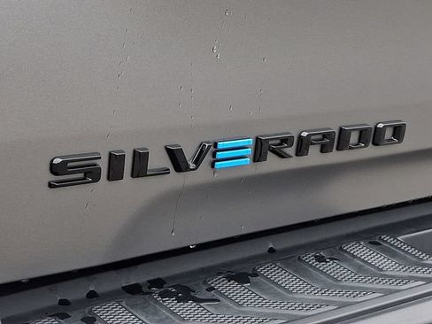 Used 2026 Chevrolet Silverado EV Trail Boss AWD/4WD image 32