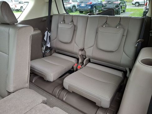 Used 2019 Lexus GX 460 AWD/4WD image 12