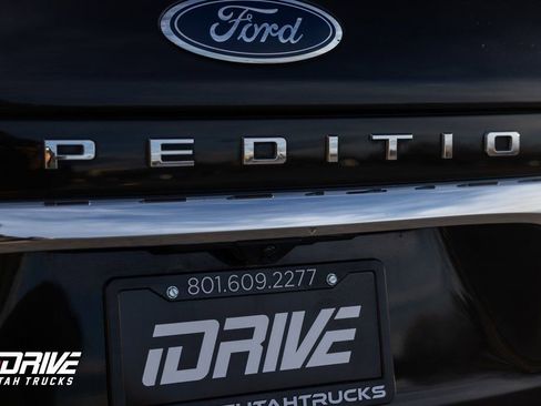 Used 2024 Ford Expedition Limited AWD/4WD image 10