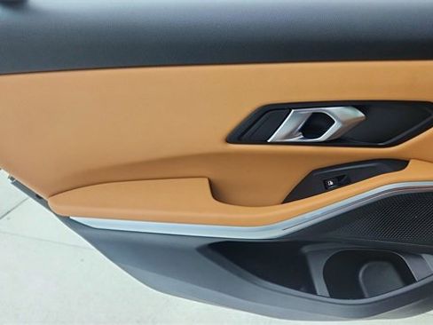 Used 2025 BMW 330i xDrive Sedan image 31