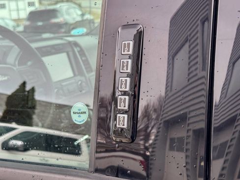 Used 2019 Ford F150 XLT w/ Equipment Group 302A Luxury image 24