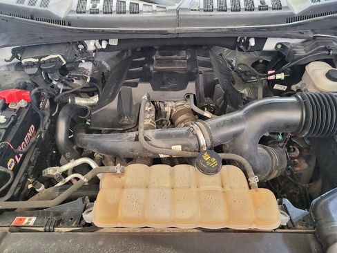 Used 2015 Ford F150 XL w/ Equipment Group 101A Mid AWD/4WD image 30