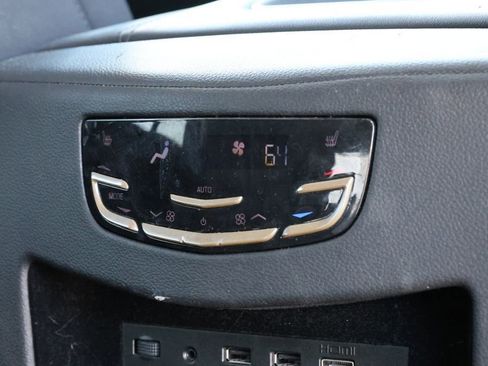 Used 2020 Cadillac Escalade Luxury image 31