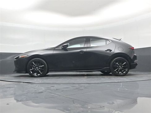 Used 2024 MAZDA MAZDA3 Hatchback w/ Appearance Package image 43