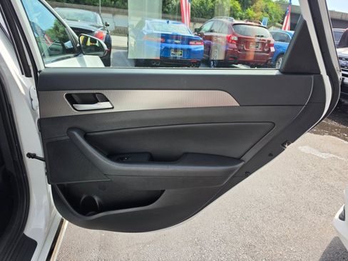 Used 2019 Hyundai Sonata Sport w/ Tech Package 03 FWD image 32