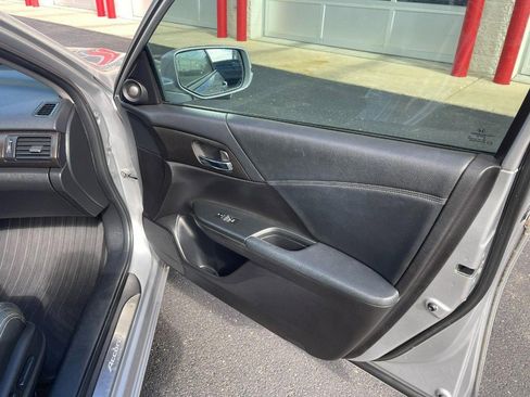 Used 2014 Honda Accord EX-L image 12