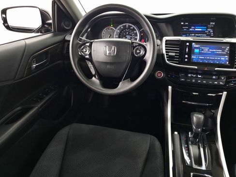 Used 2016 Honda Accord EX image 16