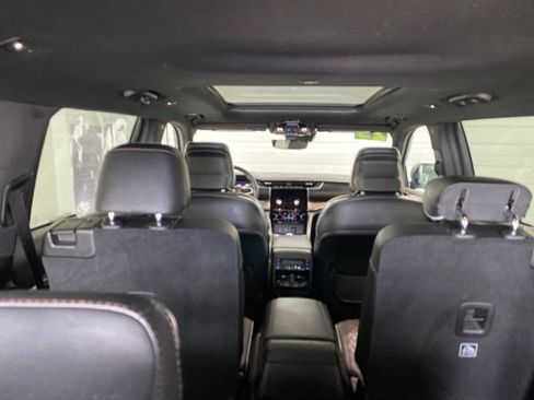 Used 2023 Jeep Grand Cherokee L Summit w/ High Altitude Package image 10