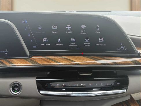 Certified 2023 Cadillac Escalade Sport Platinum w/ LPO, Floor Liner Package AWD/4WD image 17