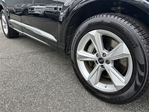 Used 2024 Audi Q7 2.0T Premium Plus image 11