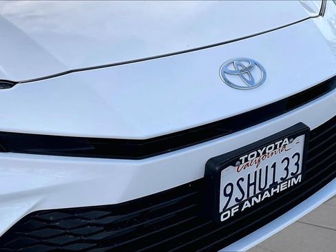 Used 2025 Toyota Camry LE FWD image 28