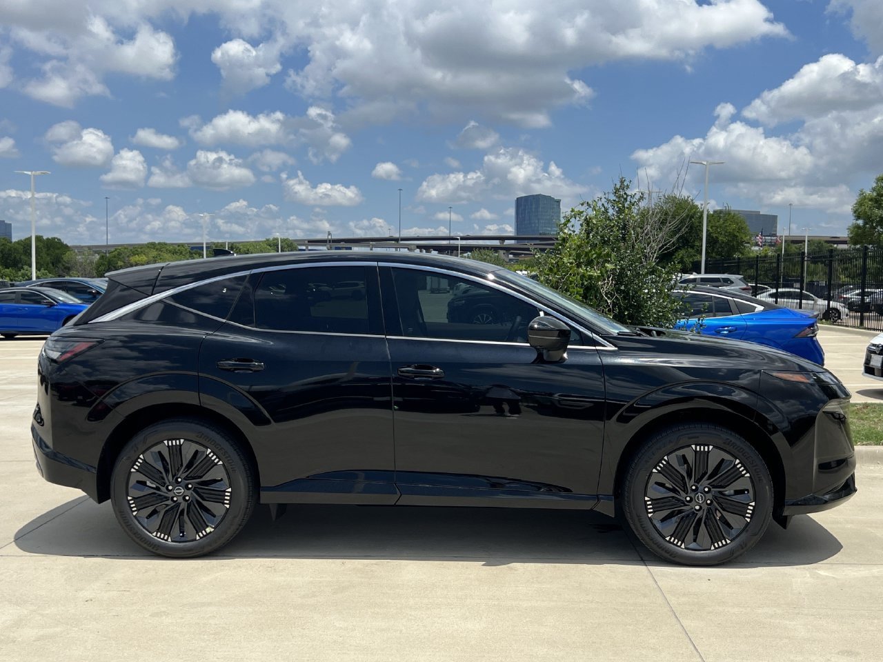 New 2026 Nissan Murano Platinum w/ Cargo Package AWD/4WD image 3