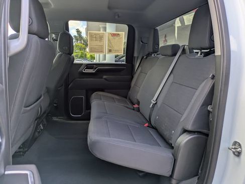 Used 2024 Chevrolet Silverado 2500 LT AWD/4WD image 14