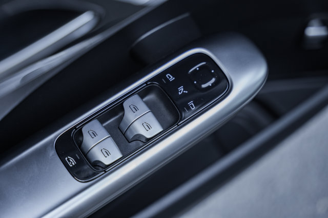 Certified 2025 Mercedes-Benz C 300 4MATIC Sedan image 37