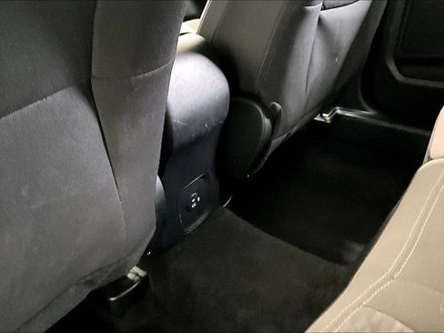 Used 2022 Ford Escape SE AWD/4WD image 10