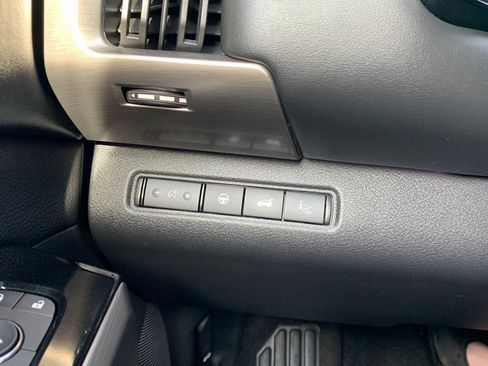 Used 2024 Nissan Pathfinder Platinum w/ Cargo Package image 20