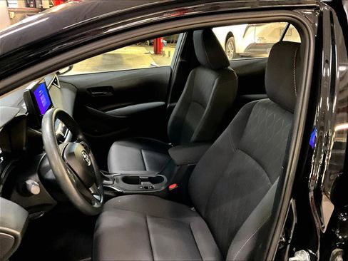 Used 2023 Toyota Corolla LE image 10