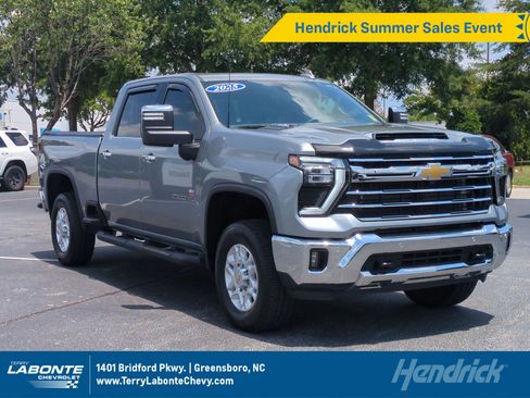Used 2025 Chevrolet Silverado 2500 LTZ w/ LTZ Convenience Package AWD/4WD image 1