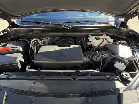 Used 2025 GMC Yukon XL Denali image 32