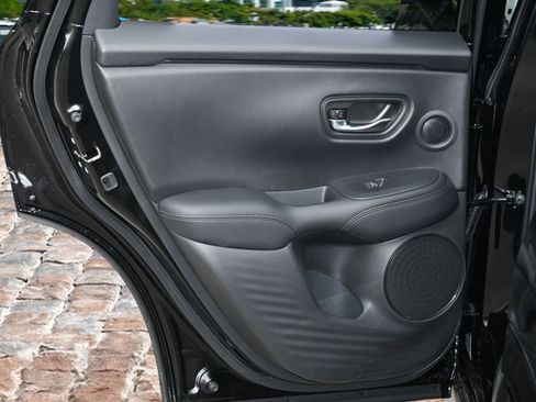 New 2026 Honda HR-V EX-L image 11