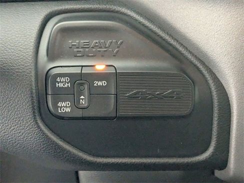 Used 2024 RAM 3500 Big Horn image 23