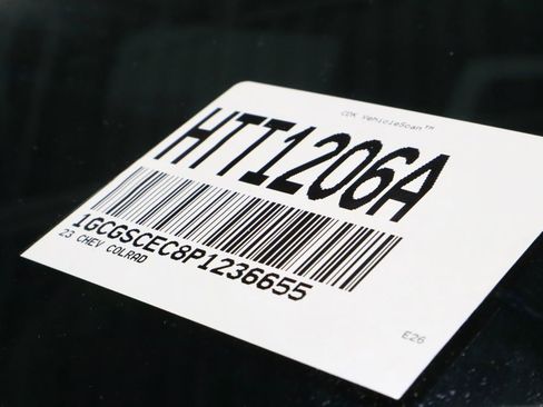Used 2023 Chevrolet Colorado LT w/ LT Convenience Package RWD image 32