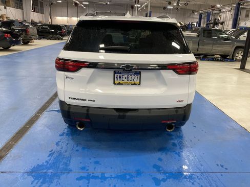 Used 2023 Chevrolet Traverse RS w/ LPO, Floor Liner Package image 6