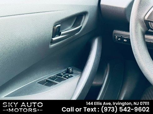 Used 2023 Toyota Corolla LE image 14