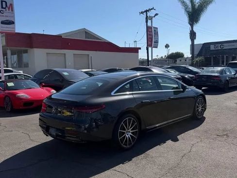 Used 2022 Mercedes-Benz EQS 580 4MATIC Sedan image 5