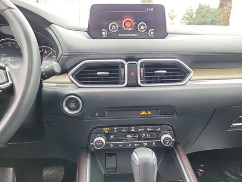 Used 2019 MAZDA CX-5 Signature image 12