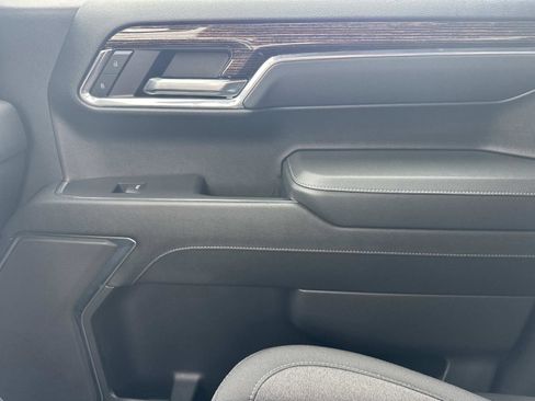 Used 2023 GMC Sierra 1500 Elevation image 23