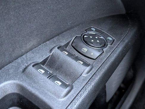 Used 2018 Ford Fusion S w/ Equipment Group 101A image 21