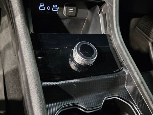 Used 2025 Jeep Grand Cherokee Limited w/ Trailer Tow Package image 32