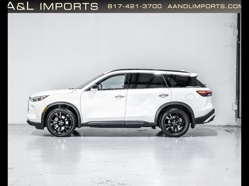 Used 2025 INFINITI QX60 Luxe w/ Black Edition image 10