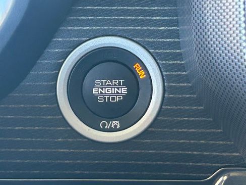 Used 2019 RAM 1500 Limited image 45