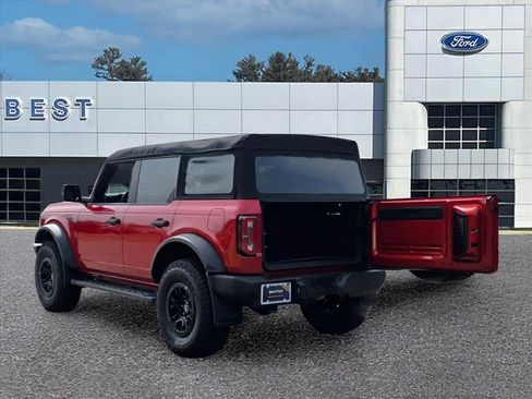 Used 2024 Ford Bronco Wildtrak image 7