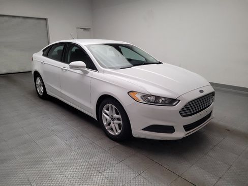 Used 2015 Ford Fusion SE FWD image 13