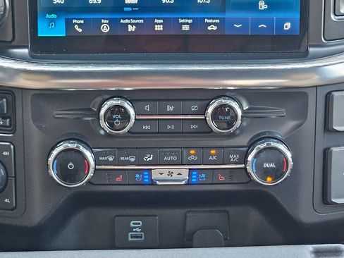 Used 2022 Ford F150 Lariat AWD/4WD image 13
