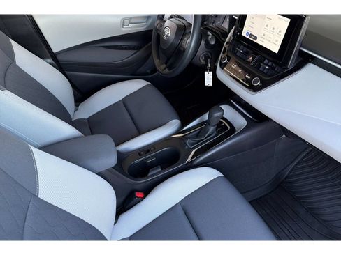 Certified 2025 Toyota Corolla LE FWD image 16