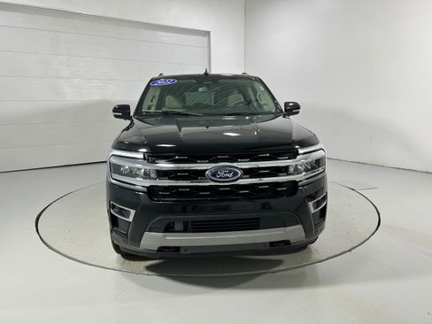 Used 2022 Ford Expedition Max Limited AWD/4WD image 16