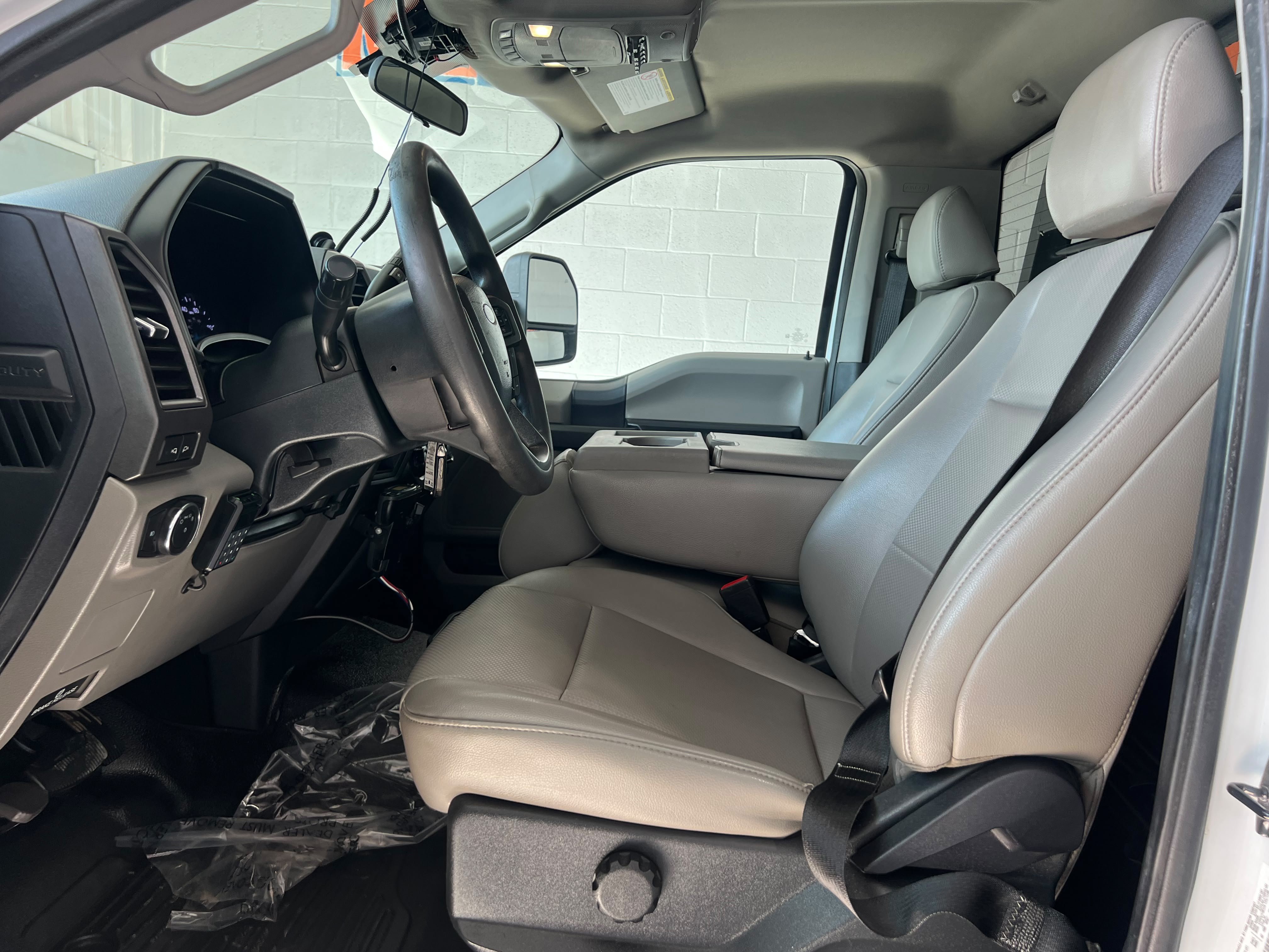Used 2022 Ford F350 XL w/ Power Equipment Group RWD image 8