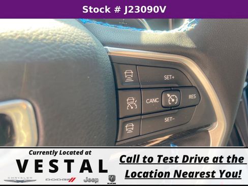 New 2023 Jeep Grand Cherokee Trailhawk image 25