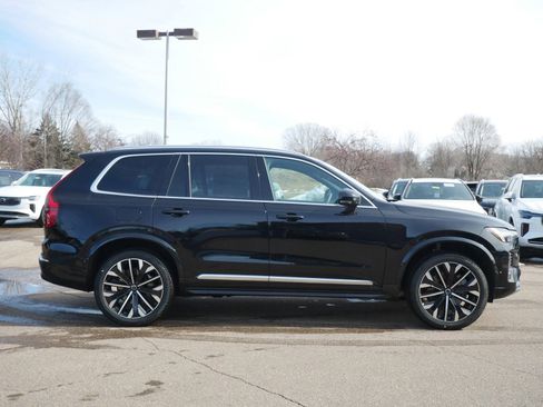 New 2026 Volvo XC90 T8 Plus w/ Protection Package Premier AWD/4WD image 2