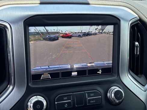 Used 2020 GMC Sierra 1500 Elevation w/ Elevation Value Package AWD/4WD image 13
