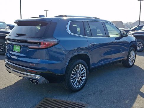 Used 2024 GMC Acadia Denali image 7