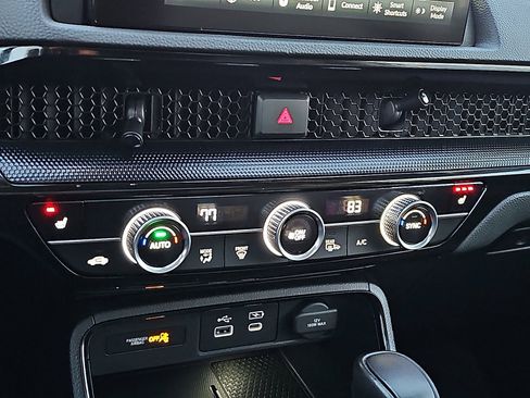 Used 2023 Honda CR-V EX-L image 16