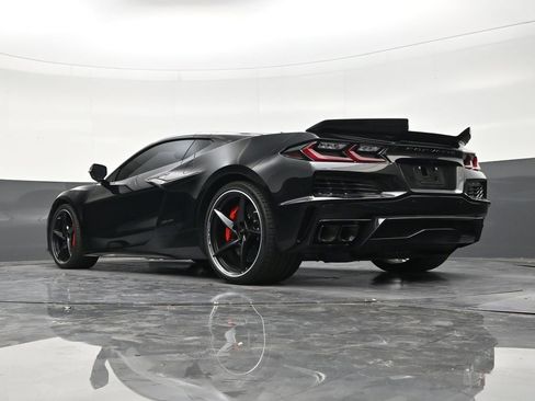 Used 2025 Chevrolet Corvette E-Ray AWD/4WD image 22