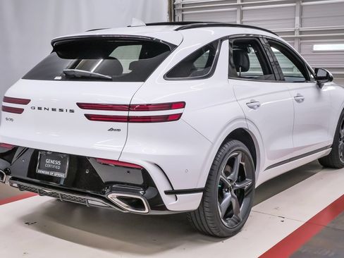 Certified 2026 Genesis GV70 2.5T Sport Prestige AWD/4WD image 6