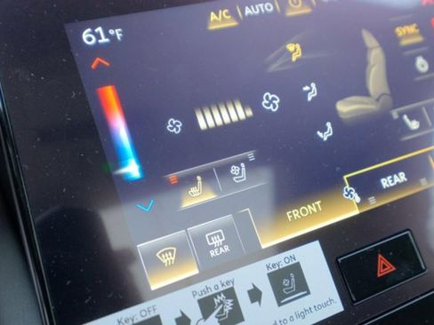 New 2025 INFINITI QX80 Sensory image 23